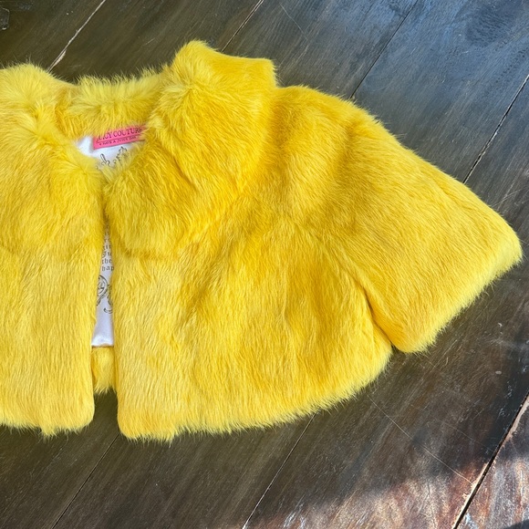 Juicy Couture Women’s Vibrant Yellow Real Fur Cape - Picture 3 of 4